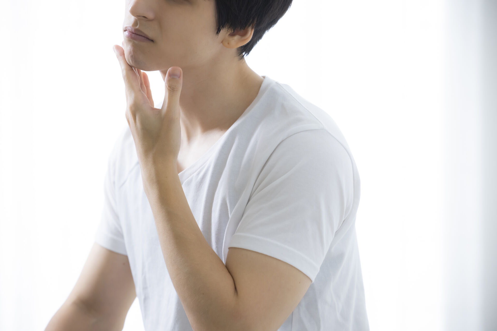 pixta_71266136_L